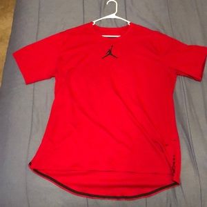 red jordan tshirt